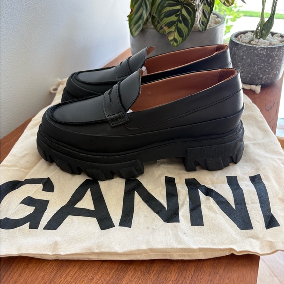 Ganni Women’s Black Lugsole Chunky Loafers - Picture 3 of 10